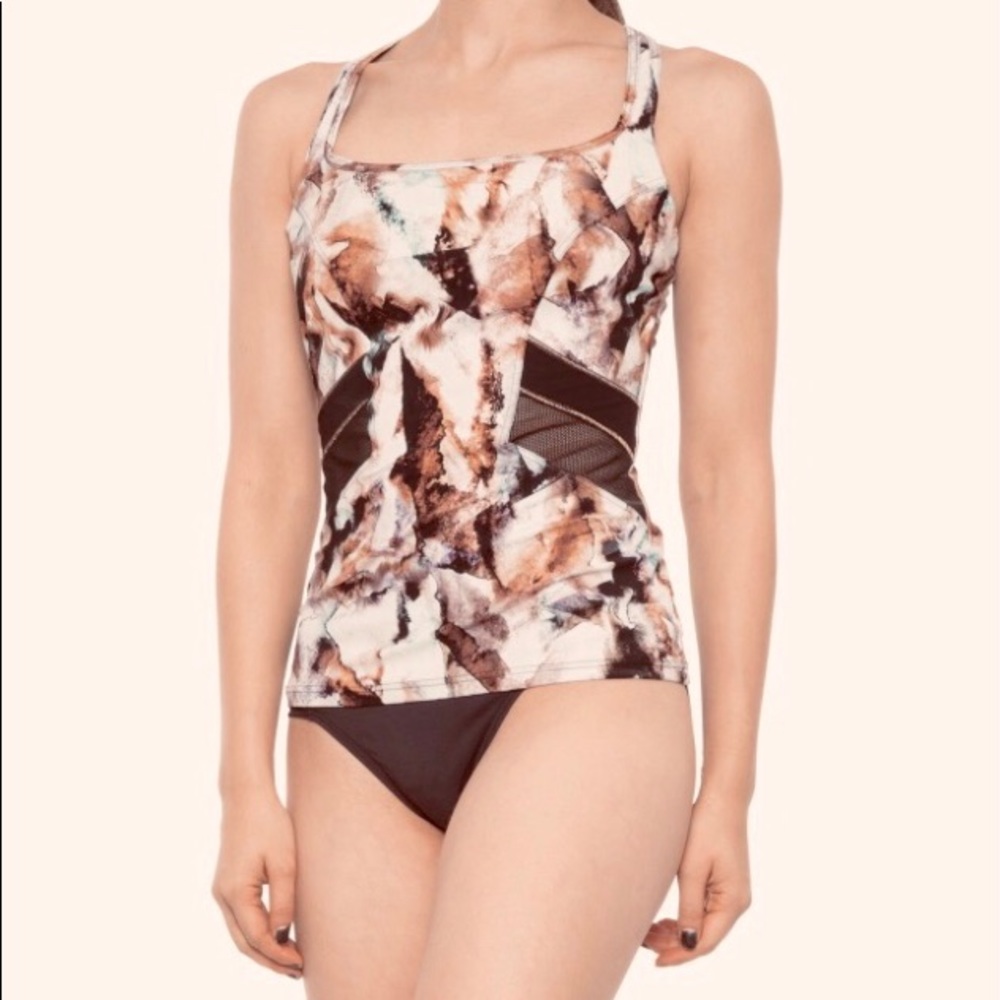NWT Women Profile Sport By Gottex Underwire Tankini Top Size 36D